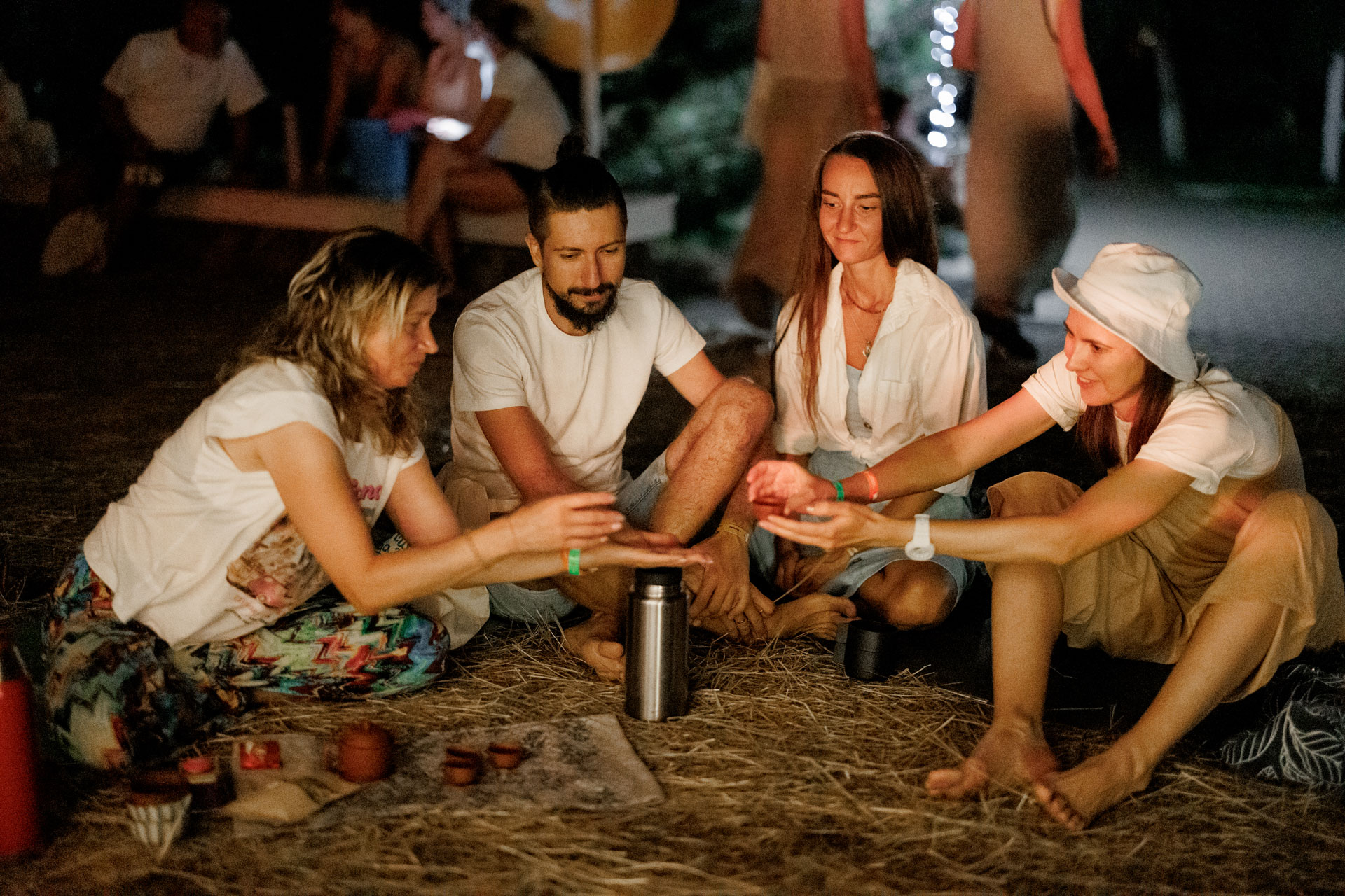 Вечерний чай и музыка