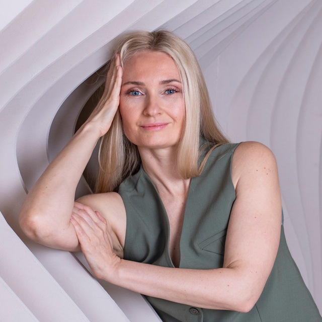 Анна Островская